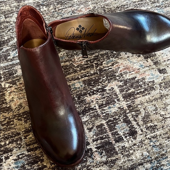 NWOT Patricia Nash Brown Leather Ankle Booties - Picture 4 of 6